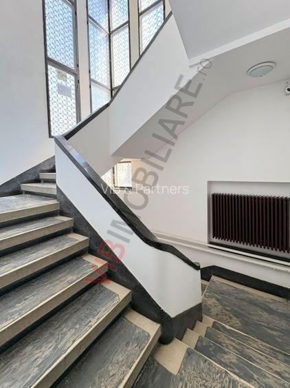 UNIRII-MIRCEA VODA, apartament in vila interbelica, 6 camere, 190 mp