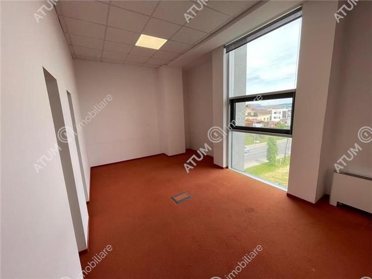 Spatiu comercial 230 mp locuri de parcare Shopping City din Sibiu