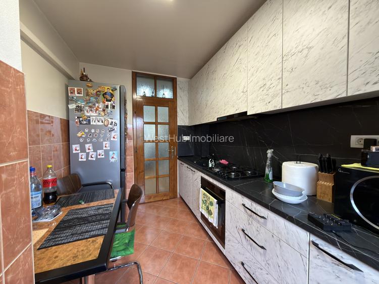 Apartament 3 camere, decomandat, 53 mp - zona Lipovei - 4