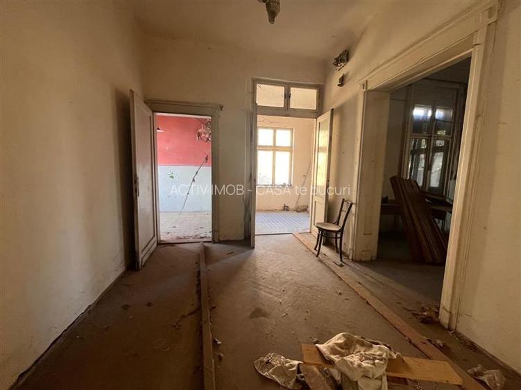 Timisoara, Vila Cu Teren Generos De 802 Mp. Zona Balcescu-Elisabetin - 21