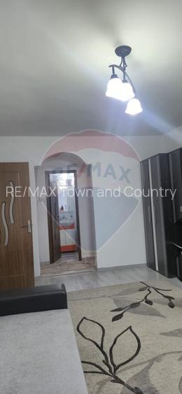 Apartament cu 3 camere de vânzare în zona Sud-Est - 3