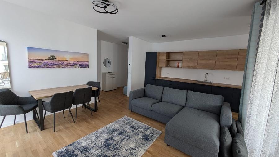 Apartament 3 camere Paltim - prima inchiriere