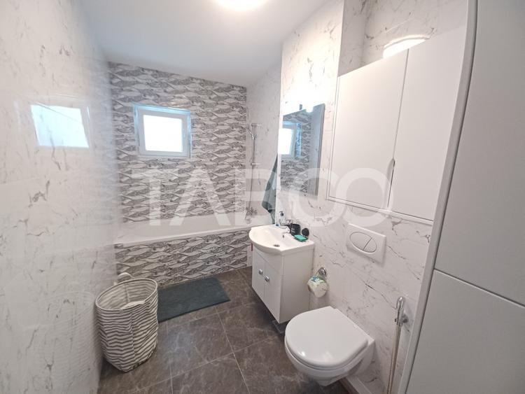 Apartament de vanzare cu 3 camere si balcon Kogalniceanu