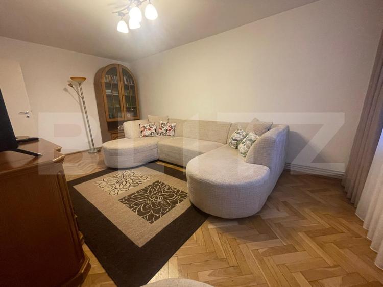 Apartament cu 3 camere, spatios, cartier Brader