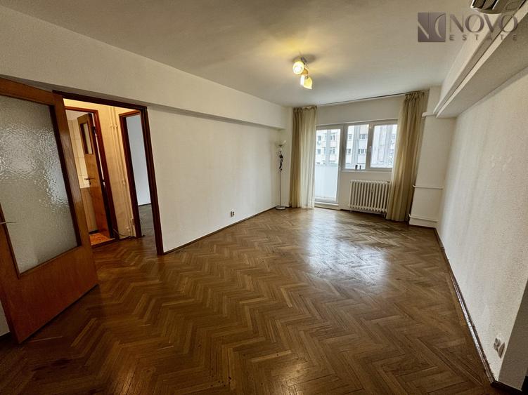 3 Camere | Mosilor | 2 Bai | 1982 | Balcon