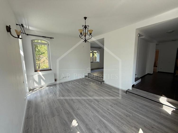Vila Individuala | Teren 600 Mp | Garaj
