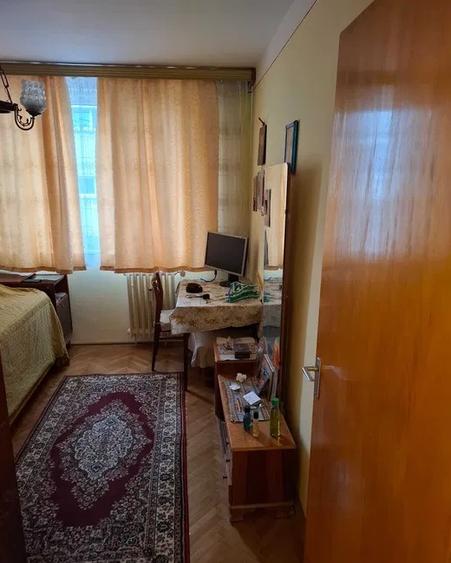 Apartament 2 camere decomandat de renovat – Drumul Taberei, zonă liniștită
