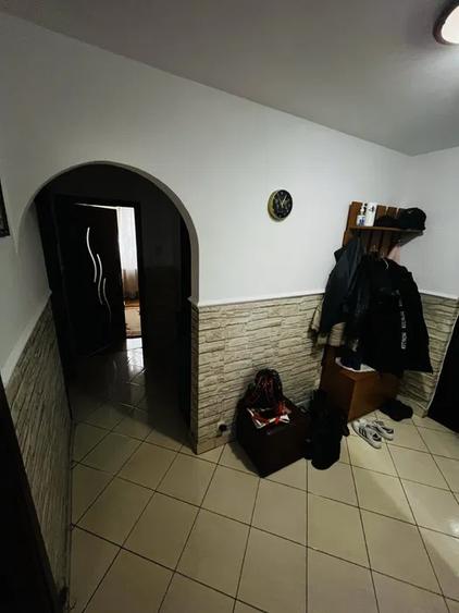 Apartament 3 camere cu centrala proprie