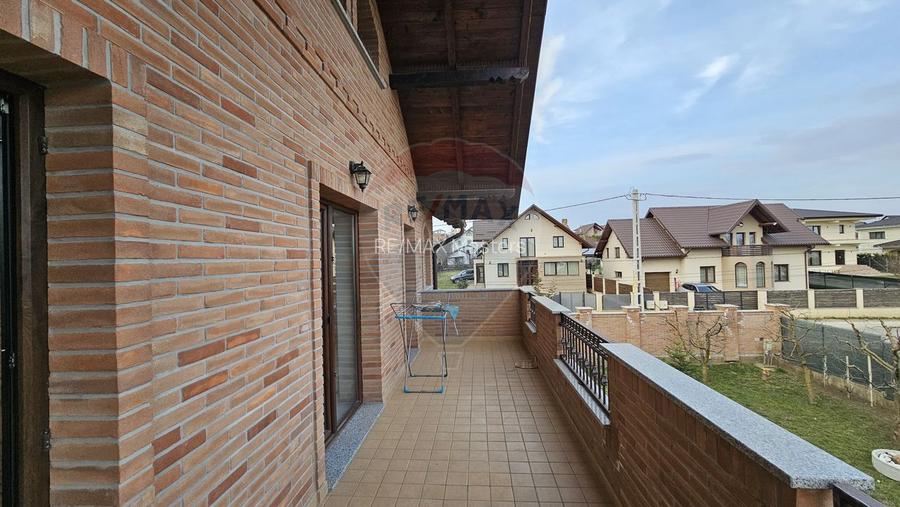 Casă / Vilă de lux, Scheia, Suceava - 33