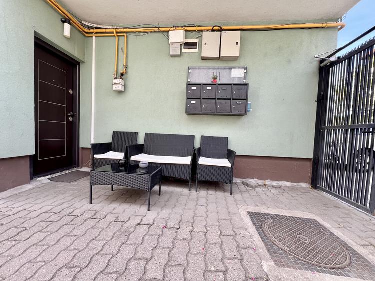 Casa cu 2 camere, 54 mp, curte comuna, parter - Zona Freidorf