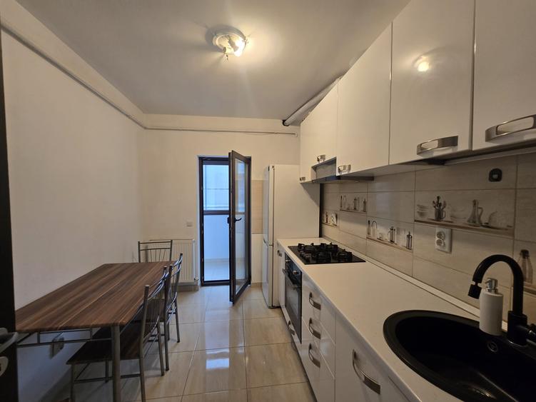 Apart. 3 camere decomandat,mobilat,parcare,et.1/4 Popas Pacurari-Soleia:161084