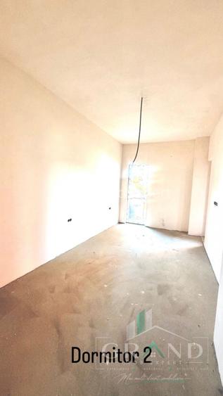 Oportunitate ! Apartament 4 Camere | Semifinisat | Logie 10 MP | Floresti - 25