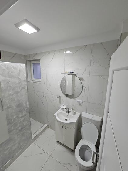 De inchiriat ap 3 camere, semidecomandat, 70 mp, Florilor - 11