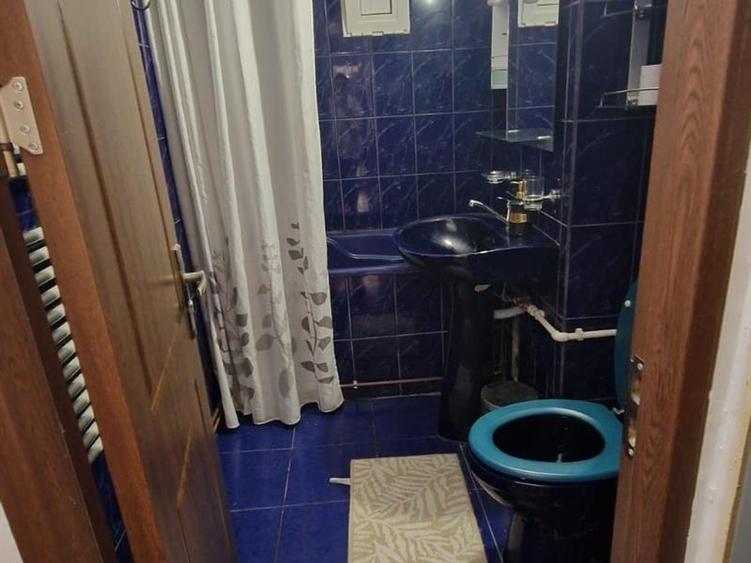 Apartament 3 camere etaj 2/4