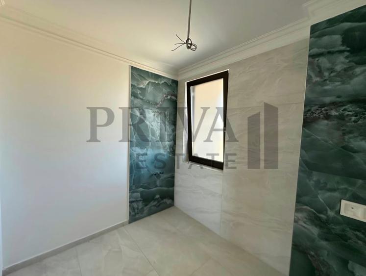 Casa insiruita, bucatarie inchisa, 3 camere, 2 bai, Giroc