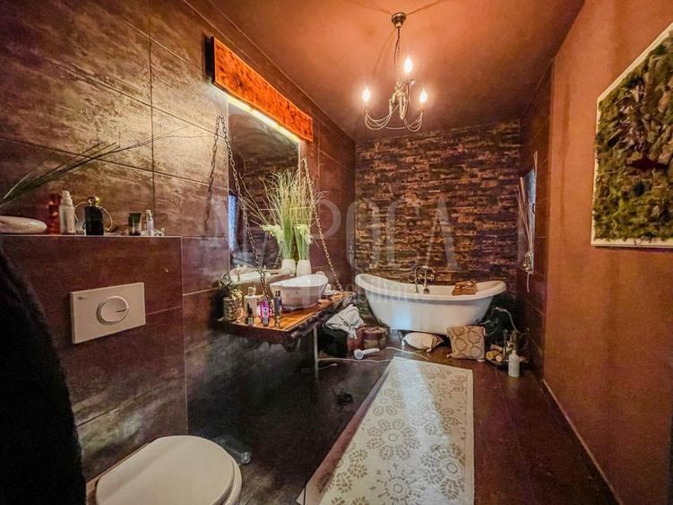 Casa 4 camere de vanzare in Floresti