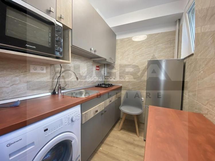 Apartament 2 camere, 27 mp, etaj intermediar, zona Piata Hermes