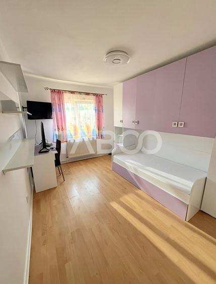 Apartament cu 4 camere in Plopilor cu 2 balcoane si boxa de 10 mp