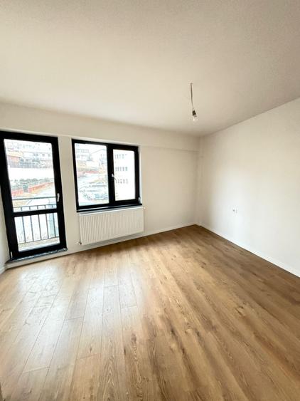 Apartament 3 camere de vanzare Pacurari