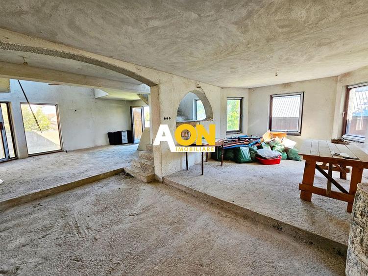 Casa la gri, S+P+M, 4 camere, 500 mp teren, Cetate, toate utilitatile
