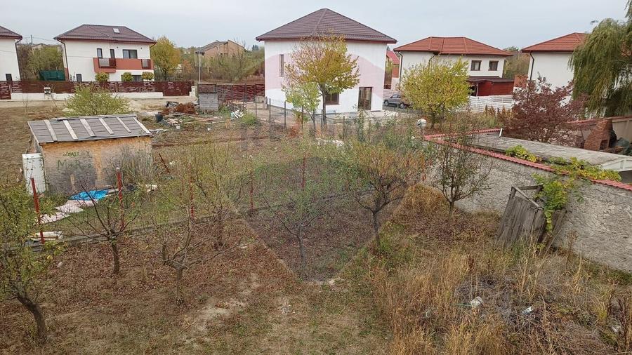 Vanzare Casă / Vilă 5 camere Saftica Primarie