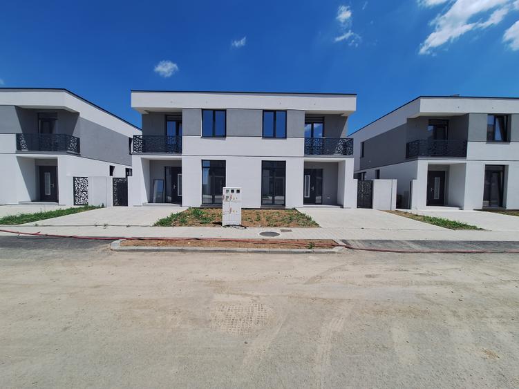 Duplex 5 camere, 3 bai, pompa de caldura, la 10 min. de Iulius Town si centru