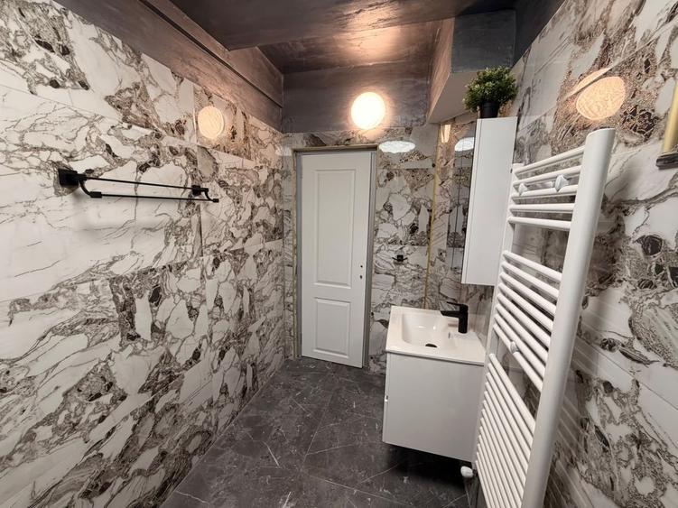 Garsonieră 25 mp | Centrală proprie | Loc de parcare | Unirii