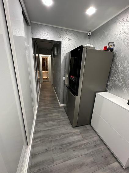 Apartament 3 camere de vanzare Dacia