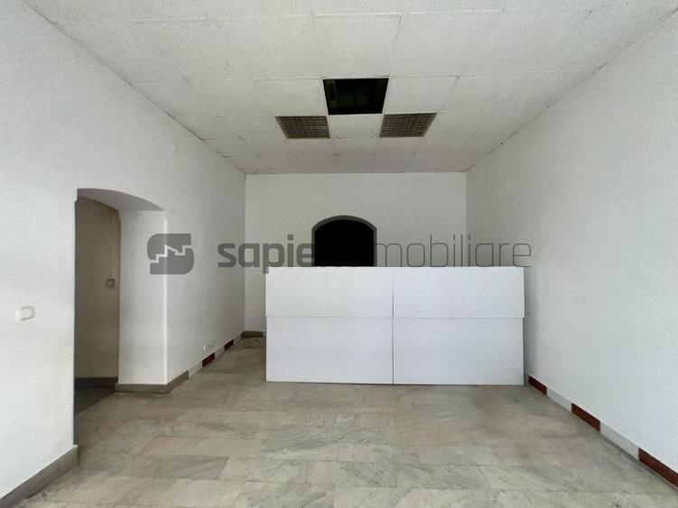 Spațiu comercial / birou ultracentral - Piața Ferdinand, Oradea
