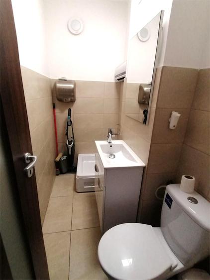 Spatiu in zona Centrul Civic pretabil birouri, Cabinet medical, etc.