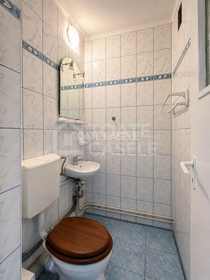 Apartament cu 3 camere, zona Dunarii - 12