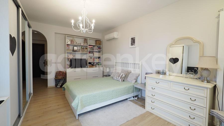 Vila individuala cu 6 camere si gradina generoasa