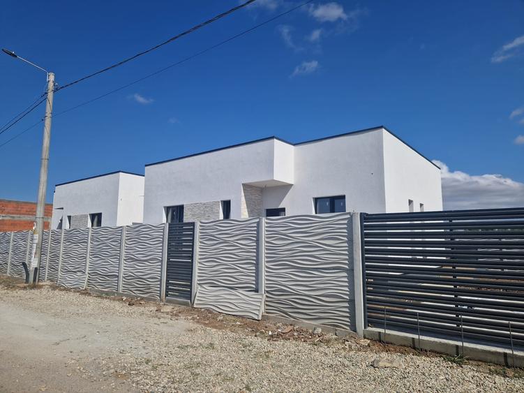 Casa de vanzare - Comuna Berceni