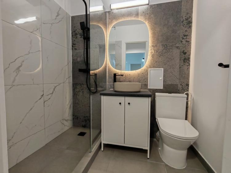 Apartament 2 camere decomandat 3/4 - Metrou 1 Decembrie - Titan