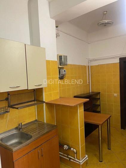 Știrbei Vodă | Garsonieră cu Centrală Proprie și Balcon - 3