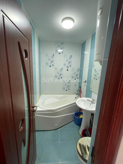 3 camere Centru preț 73000 euro - 3