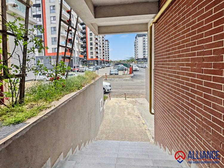 COMPOZITORI- Un apartament luminos, exact unde orașul se mișcă
