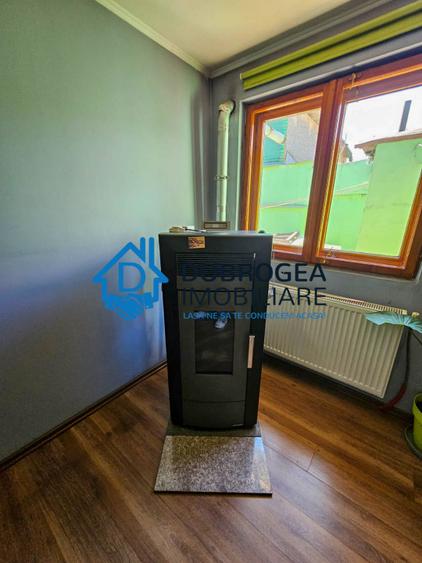 ZONA 23 AUGUST-CASA 6 CAMERE, TEREN 231 MP