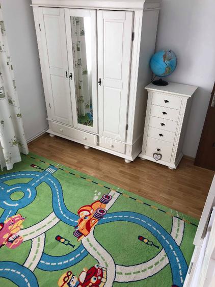 Vand casa in spate la Pleiada, 4 camere - 6
