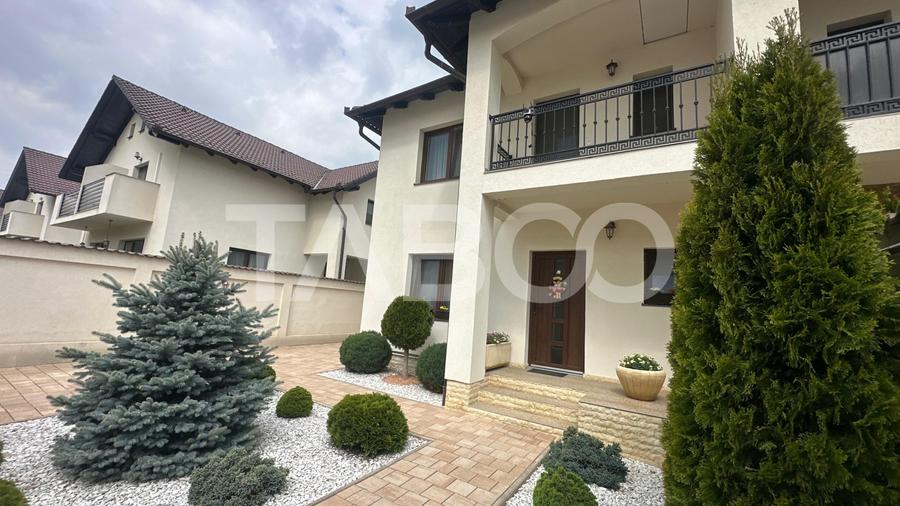 Casa moderna tip duplex 4 camere de zona Arhitectilor Sibiu