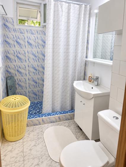 RENOVAT / CU BALCON SI METROUL JIULUI LA INDEMANA - 2 CAMERE BUCURESTII NOI
