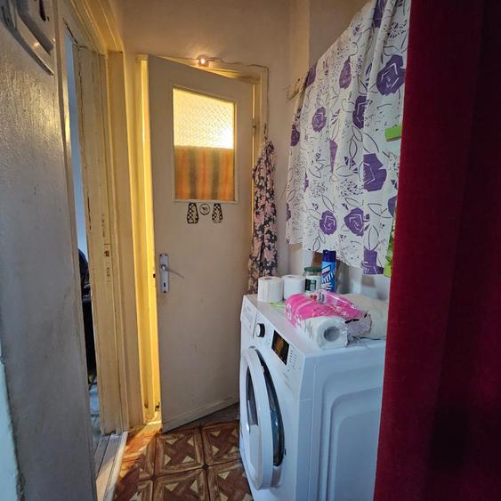 Apartament cu 2 camere zona Crang / Stadionului ~ etaj 3 din 4 ~ Pret: 48.000€