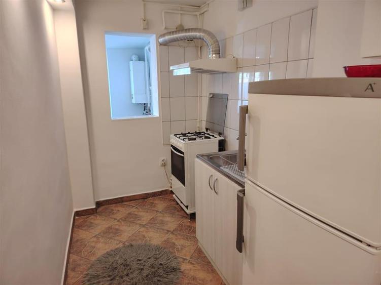 2 camere confort 2, parter cu balcon 12 m, Mobilat si Utilat, Obor