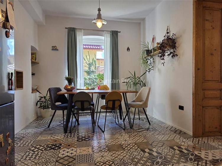 Apartament deosebit la casa str. De Mijloc - 26