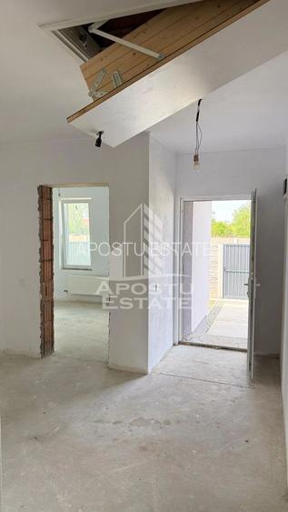 Jumatate de duplex nou cu 4 camere,Parta - 27