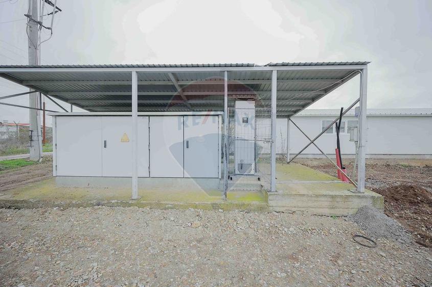 De vânzare – 2 hale industriale, 5.050 mp utili, Palota