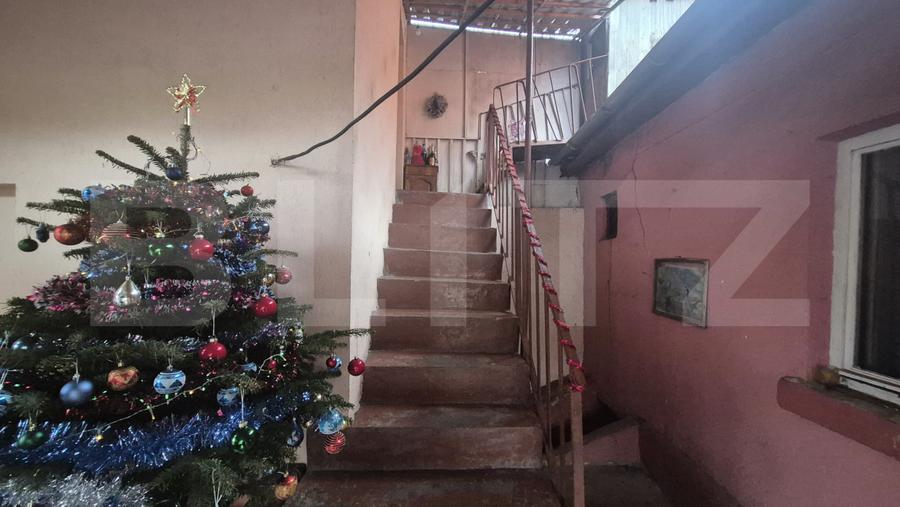 Casa cu 4 dormitoare de vanzare, 190 mp, 1306 mp teren, pe strada Careiului