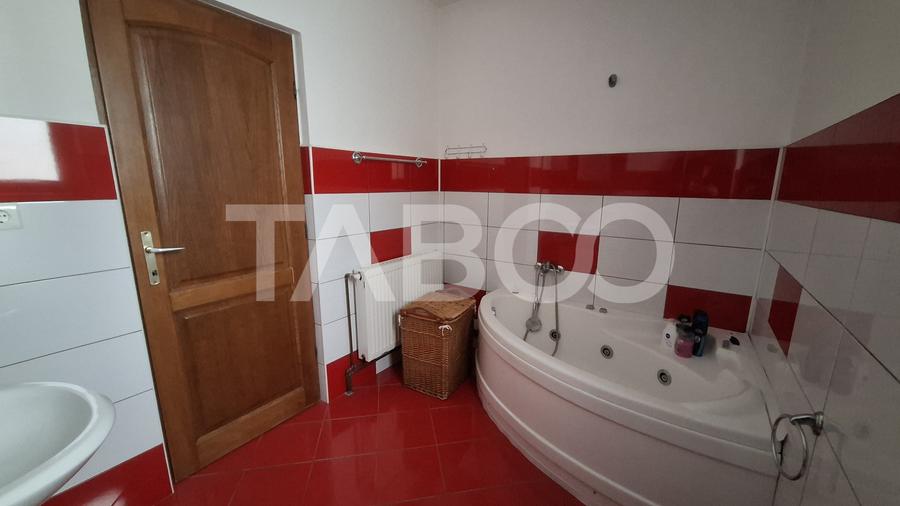 COMISION 0% Casa individuala de vanzare cu gradina acces auto si garaj