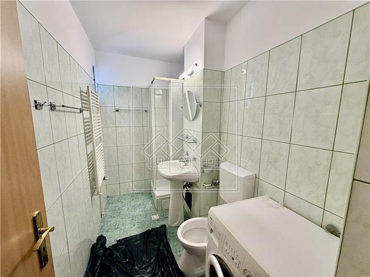 Apartament 2 camere decomandat, balcon, 60 mp - Mihai Viteazu, Sibiu