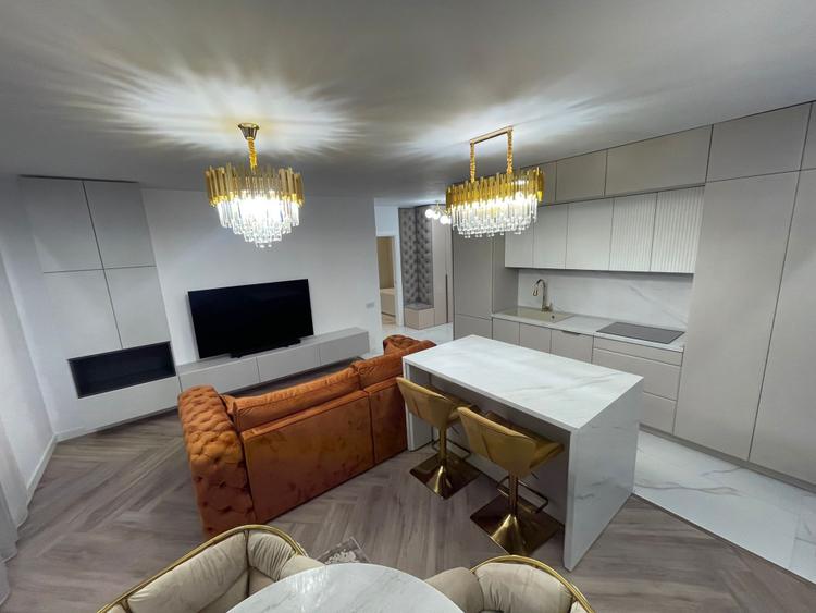 Apartament 3 camere, 73 mp, ultrafinisat, 2 terase, zona Marasti